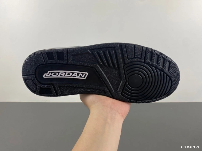 Cat 3 Black Jordan CT8532-001 Air 1004